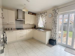 Kitchen- click for photo gallery